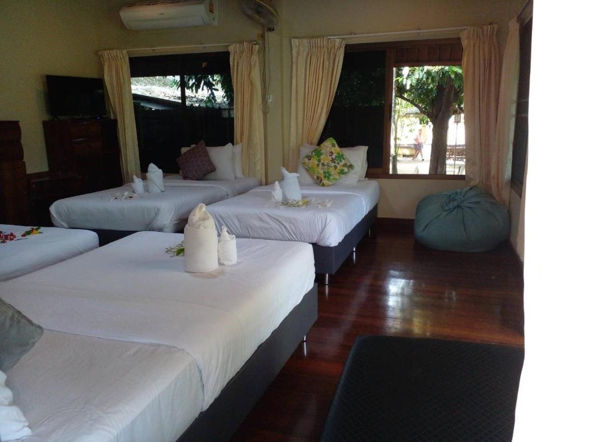Baansuanleelawadee Resort Amphawa Exterior foto